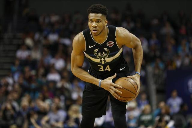 他承担了由 他承担了由