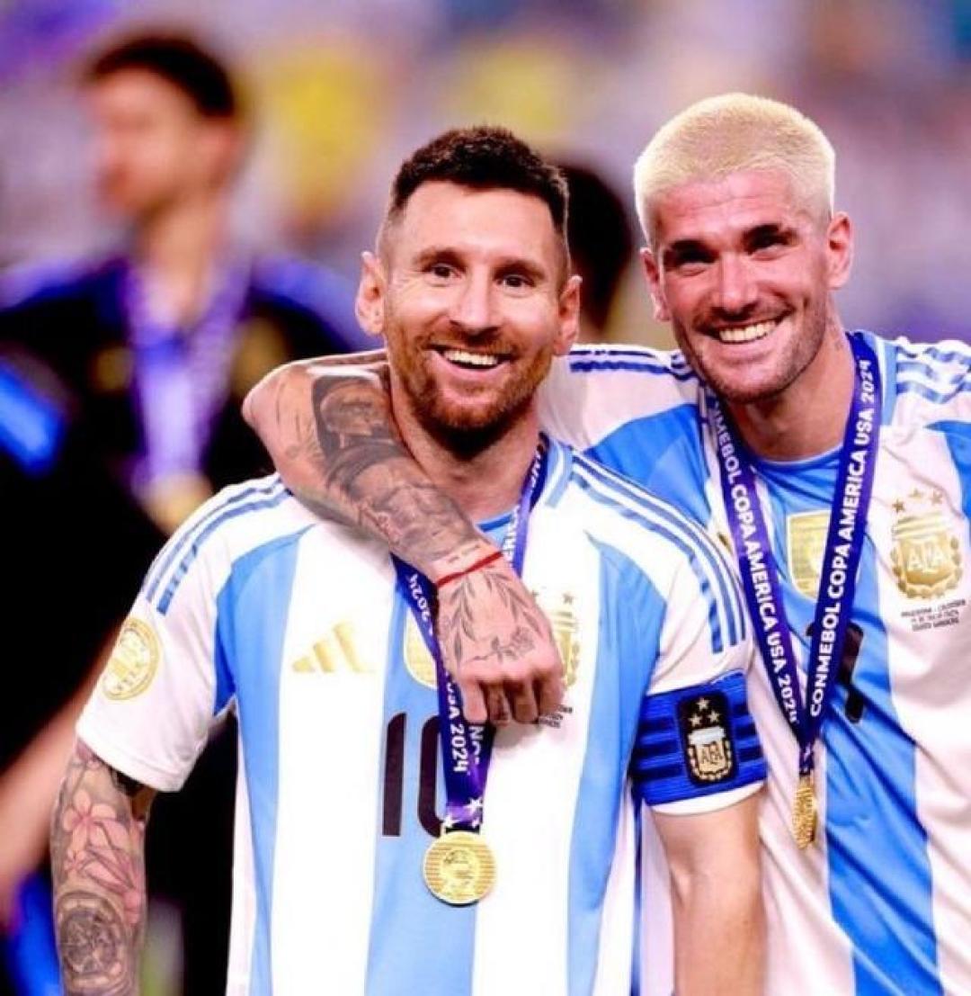 后排插上的 后排插上的